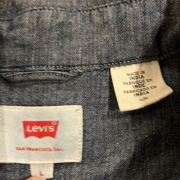 Levi’s 1/4 Button up Denim shirt L/S - Picture 2 of 2
